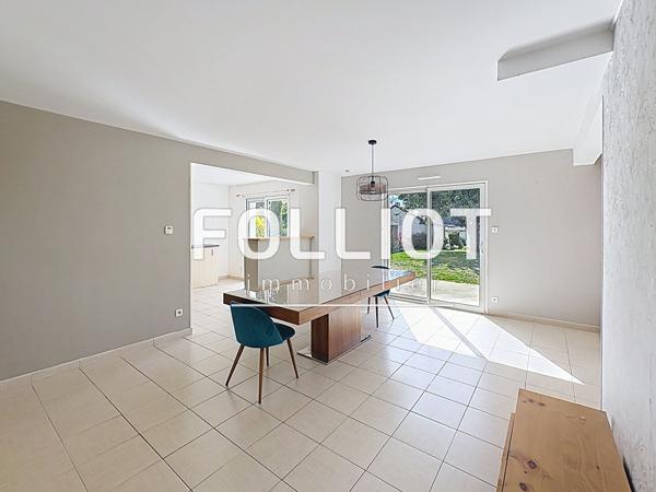 EXCLUSIVITÉ MAISON FAMILIALE AU COEUR DE BRÉHAL
