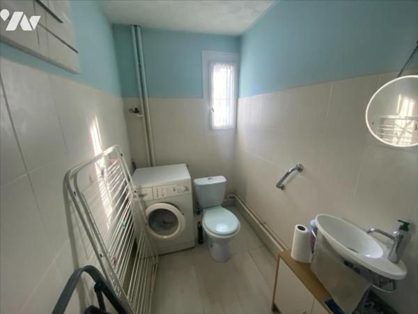 Pavillon situé dans un hameau