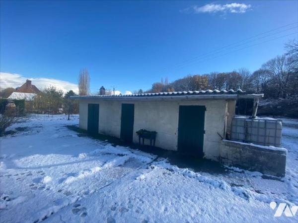Pavillon situé dans un hameau