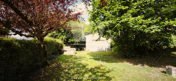 PAVILLON DE PLAIN-PIED DE 163,52 M² DE 1980 AVEC GARAGE, LE TOUT SUR TERRAIN DE 3 337 M²