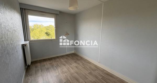 Location Appartement 5 pièces 113.17 m² - Poitiers 86000