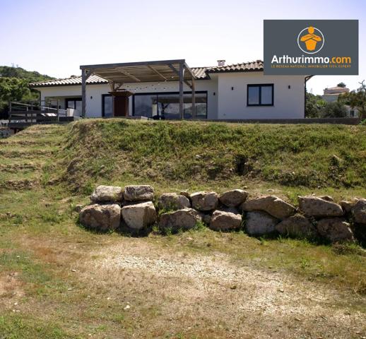 Vente                                                      Villa
                        
                     5 pièces                      167 m2                     à Porticcio
