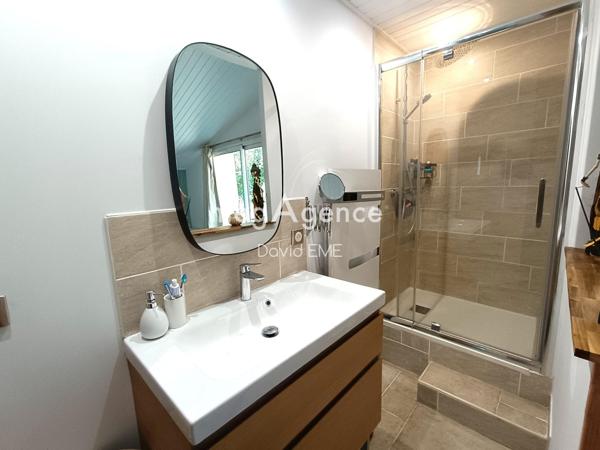Maison à AIZENAY, 85190 - 7 pièces 189m²