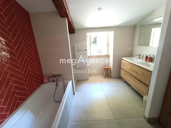 Maison à AIZENAY, 85190 - 7 pièces 189m²