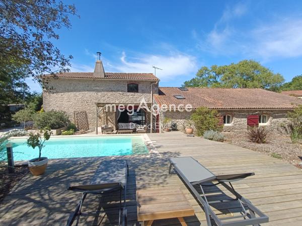 Maison à AIZENAY, 85190 - 7 pièces 189m²