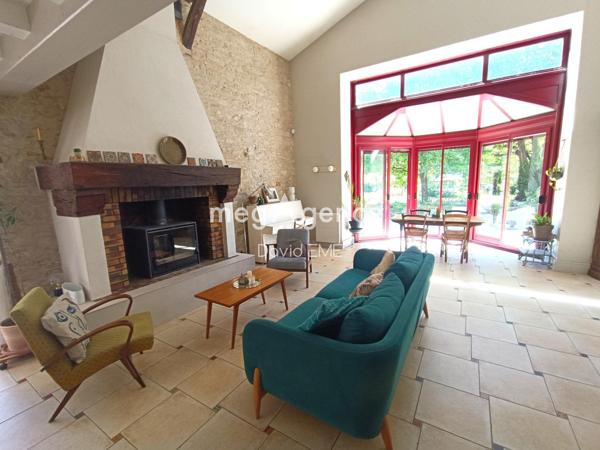 Maison à AIZENAY, 85190 - 7 pièces 189m²