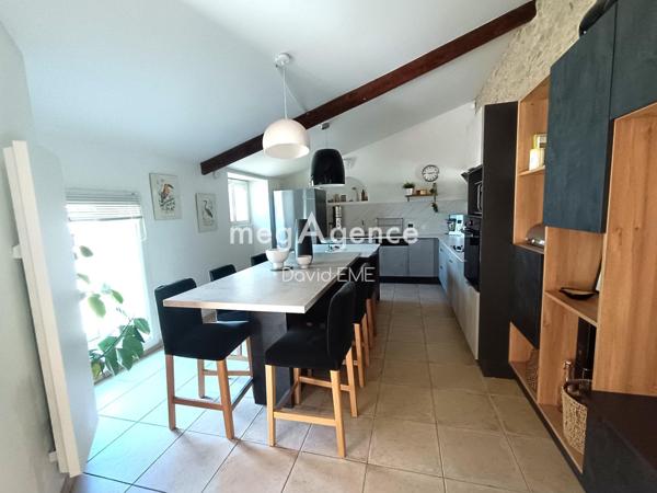 Maison à AIZENAY, 85190 - 7 pièces 189m²