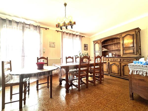 Maison, 3 chambres, garage, jardin.