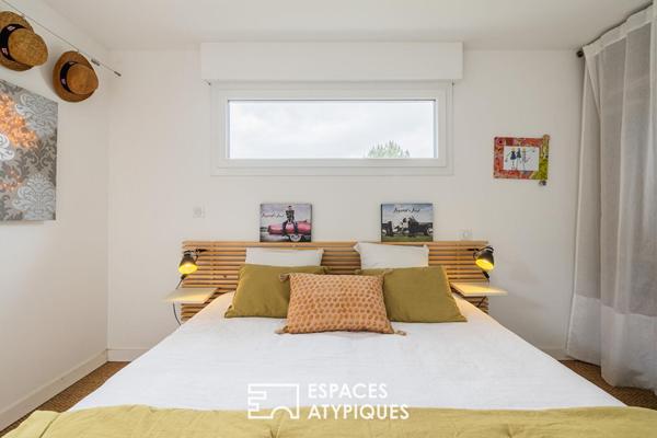 Villa d’architecte suspendue, immersion totale dans un écrin naturel à quelques pas de l’océan.