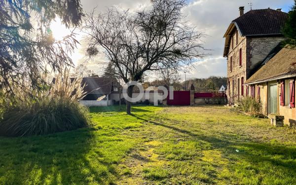 Maison à vendre    10 pièces • 255 m2 Guichainville