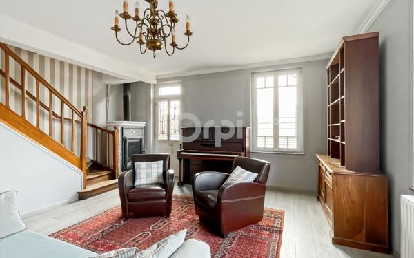 Maison à vendre    10 pièces • 255 m2 Guichainville