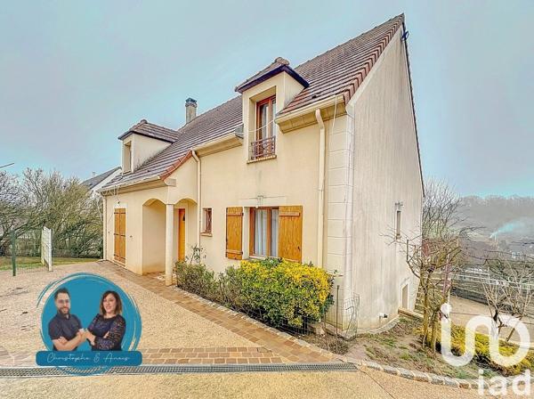 Maison 5 pièces de 150 m² à Nogent-le-Roi (28210)