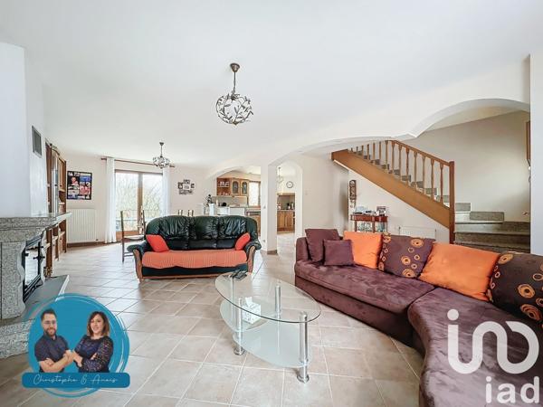 Maison 5 pièces de 150 m² à Nogent-le-Roi (28210)