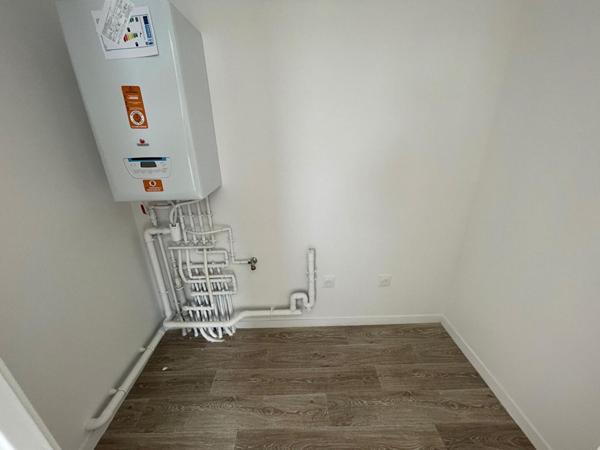 A LOUER : T3 à HAUBOURDIN • • 861 € CC • Réf. G448-32