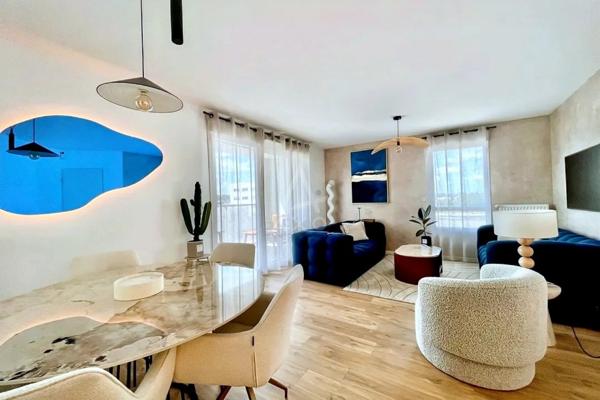 A vendre -appartement T4 surface de 97,33 m2 avec 3 chambres et 2 balcons, immeuble récent, situé à Rennes et proche St Grégoire