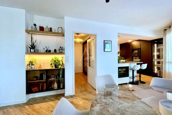 A vendre -appartement T4 surface de 97,33 m2 avec 3 chambres et 2 balcons, immeuble récent, situé à Rennes et proche St Grégoire