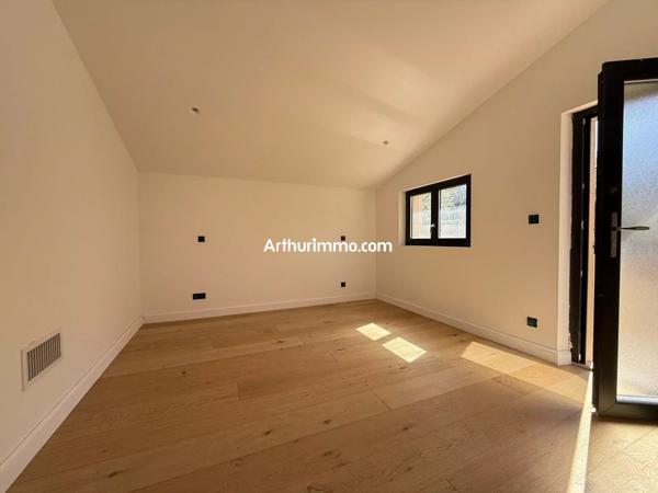 Vente Maison 5 pièces 93 m2 à Trans-en-Provence