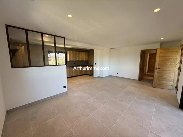 Vente Maison 5 pièces 93 m2 à Trans-en-Provence