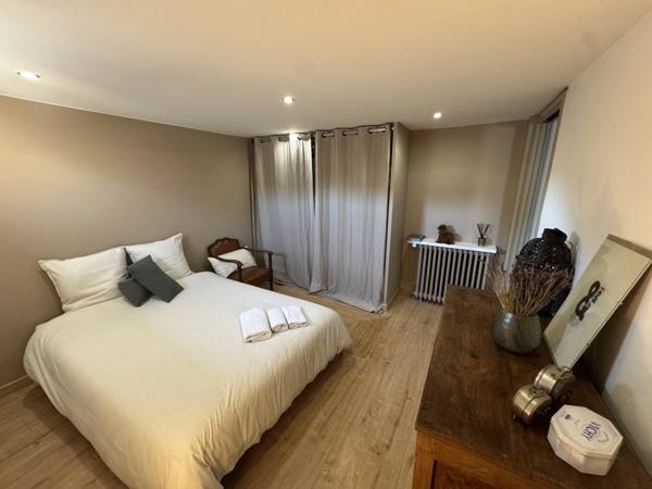 Appartement en duplex avec grande terrasse à vendre 5 pièces MEYZIEU (69)