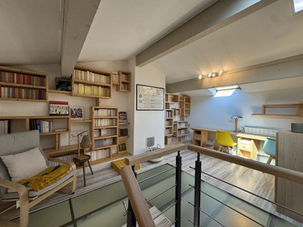Appartement en duplex avec grande terrasse à vendre 5 pièces MEYZIEU (69)
