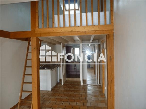 Location Studio 20.12 m² - 12 RUE DU DOLMEN Poitiers 86000