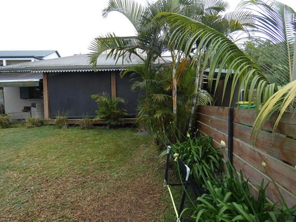 97421 Les Makes villa de 2016 T4 env 76 m2  plus 2 terrasses env 40m² sur 454 m² terrain  clos