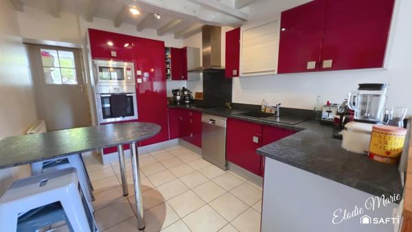 Maison familiale de 165m2 avec 4 chambres et un bureau