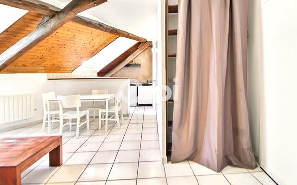 Appartement à vendre    2 pièces • 42,49 m2 Oloron-Sainte-Marie