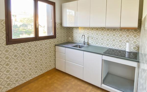 Appartement à louer    3 pièces • 80,95 m2 Forcalquier