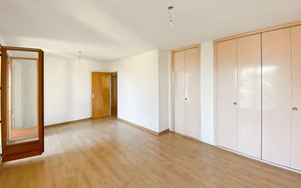 Appartement à louer    3 pièces • 80,95 m2 Forcalquier