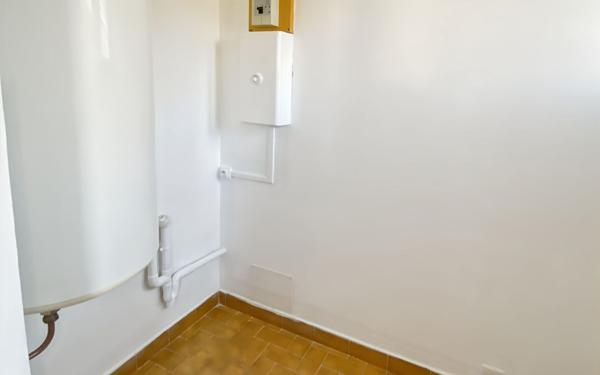 Appartement à louer    3 pièces • 80,95 m2 Forcalquier