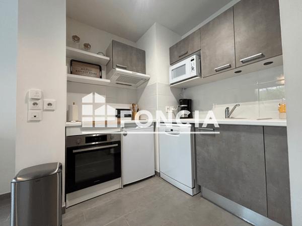 Location Studio 38.71 m² - BATIMENT B - PORTE 116 La Rochelle 17000