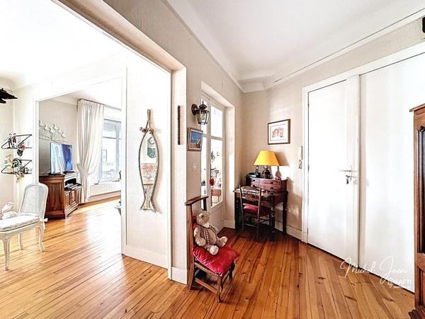 BIARRITZ CENTRE | PLACE CLÉMENCEAU & GRANDE PLAGE À PIED | 105 m²  | EMPLACEMENT N°1