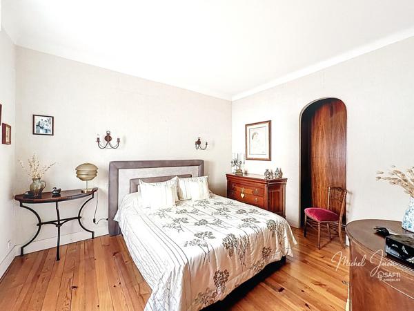 BIARRITZ CENTRE | PLACE CLÉMENCEAU & GRANDE PLAGE À PIED | 105 m²  | EMPLACEMENT N°1