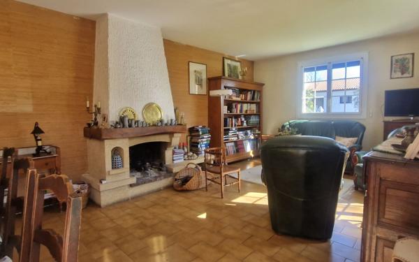 Maison à vendre    6 pièces •  La Rochelle