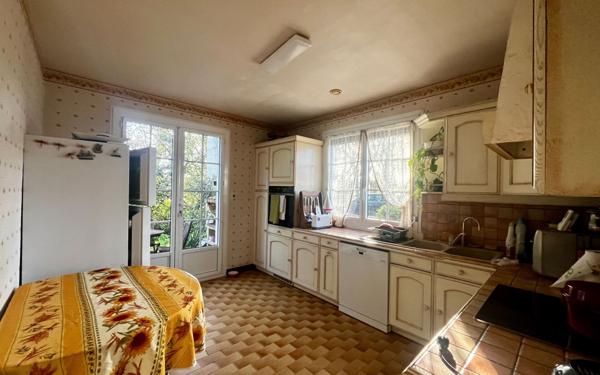 Maison à vendre    6 pièces •  La Rochelle