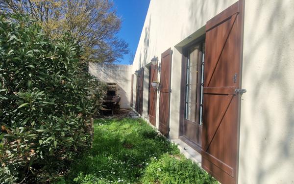 Maison à vendre    6 pièces •  La Rochelle