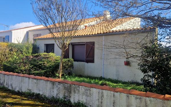 Maison à vendre    6 pièces •  La Rochelle