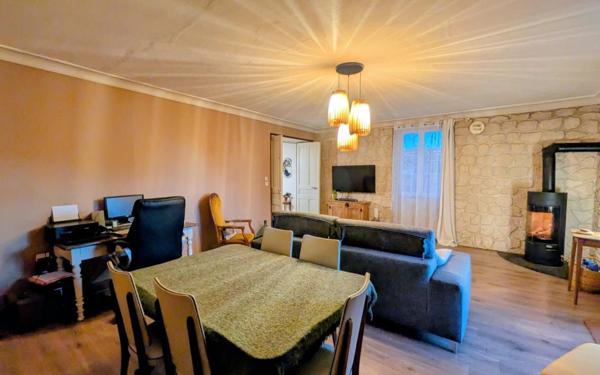 Maison à vendre    6 pièces •  Fitilieu