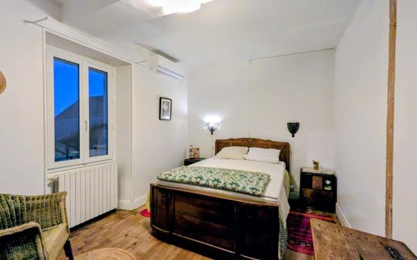 Maison à vendre    6 pièces •  Fitilieu