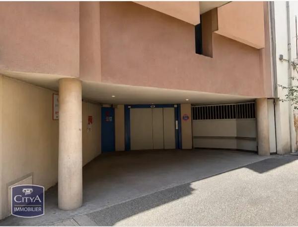Parking à vendre 24.01m² Bourg-en-Bresse (01000)