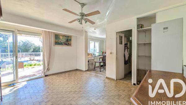 Maison à vendre 4 pièces 180 m² Le Luc