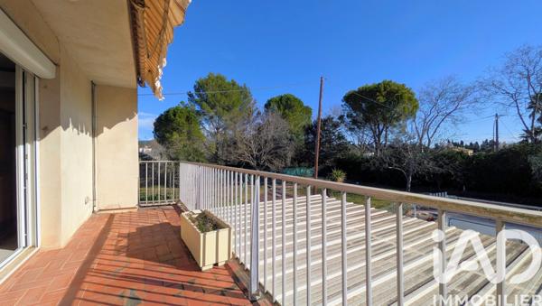 Maison à vendre 4 pièces 180 m² Le Luc