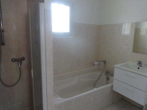 Maison 4 pièce(s) 80 m2 de plain-pied