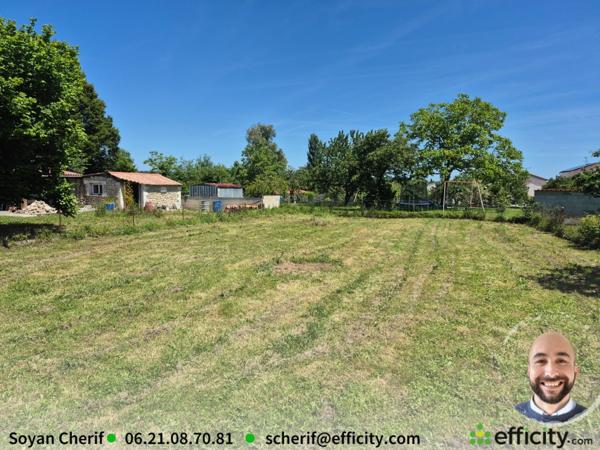 Terrain
        
        - 500 m² Exclusivité