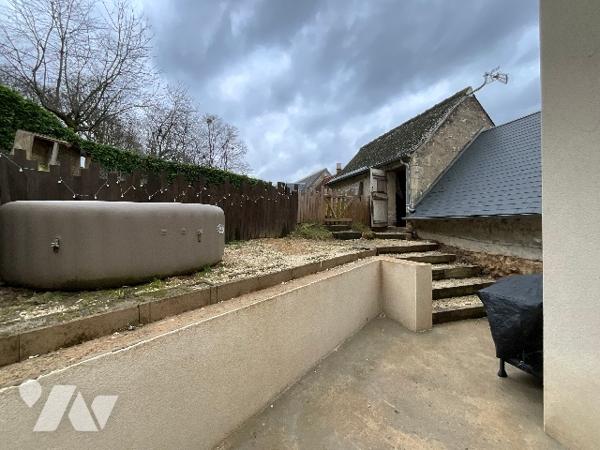 REUGNY (37380) - Maison récente avec dépendances d’antan
A 30 min de Tours et 20 min d’Amboise