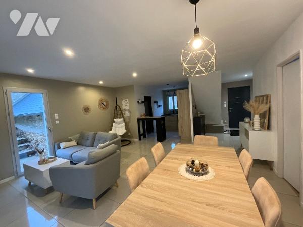 REUGNY (37380) - Maison récente avec dépendances d’antan
A 30 min de Tours et 20 min d’Amboise