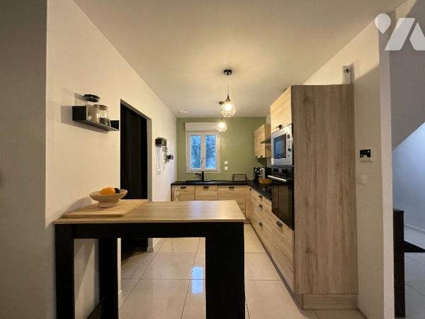 REUGNY (37380) - Maison récente avec dépendances d’antan
A 30 min de Tours et 20 min d’Amboise