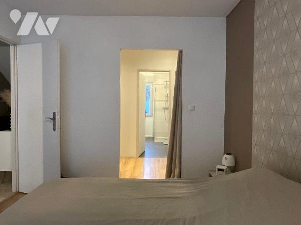 REUGNY (37380) - Maison récente avec dépendances d’antan
A 30 min de Tours et 20 min d’Amboise