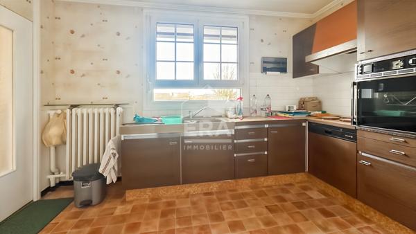 MUIZON  Maison de plain-pied avec sous-sol total et jardin